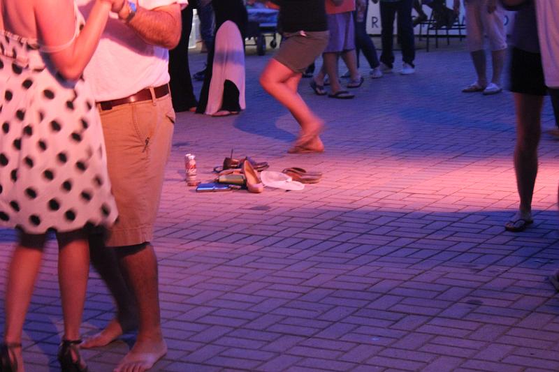 070.JPG